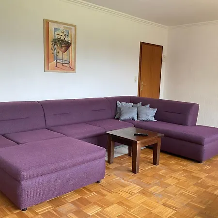 Polley Apartment *